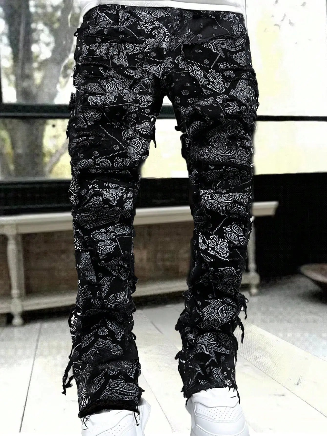 Novo Style Men's Fashionable Paisley Print Frayed Hem Slim Fit Jeans Novo Style